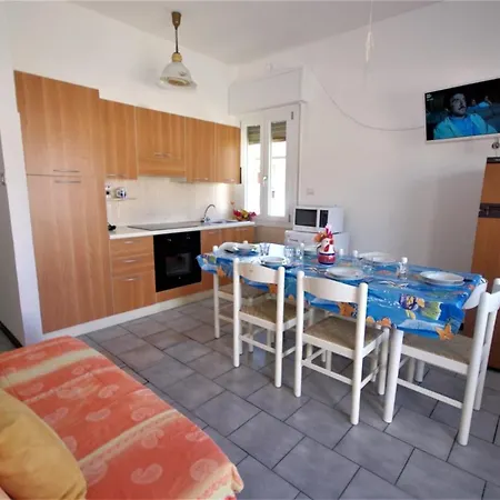 Vittoria Spazioso Climatizzato A Due Passi Dalla Spiaggia Apartmán *